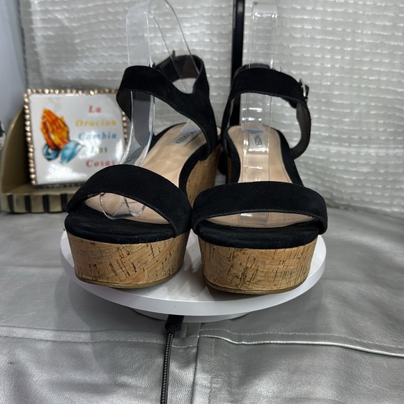 (T5) Steve Madden Women's Breathe Slingback Wedge Sandals, Black Suede, 8.5 M - Picture 4 of 10